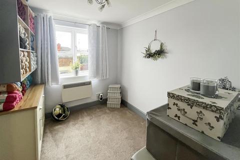 2 bedroom cottage for sale, Goda Road, Littlehampton BN17