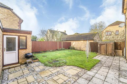 8 Old School Close, Caversfield, Bicester, OX27 8TW