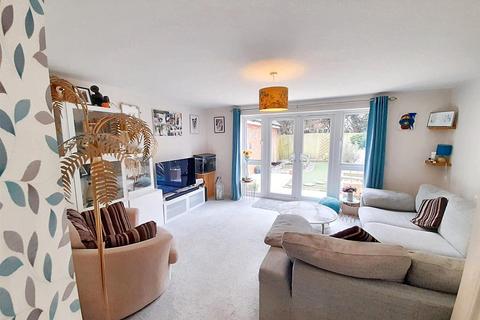 3 bedroom detached house for sale, Fellows Gardens, Yapton