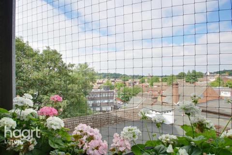 2 bedroom apartment for sale, Midland Road, Luton