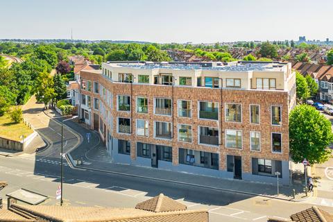 1 bedroom apartment for sale, Imperial Court, Tooting / Streatham SW16