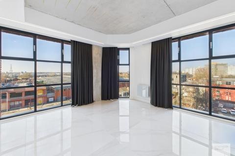 1 bedroom apartment to rent, Apt 5.03 :: One Silk Street