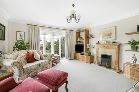 1, Manor Court Common Lane, Radlett, WD7 8PU