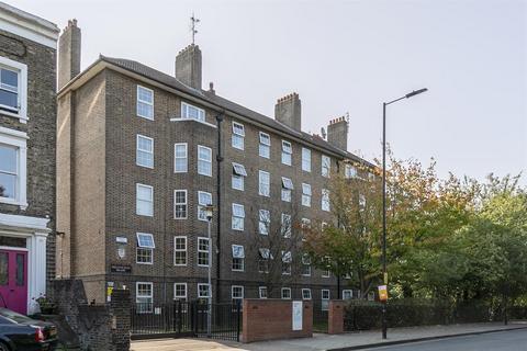 3 bedroom apartment for sale, Stoke Newington Church Street, London, N16