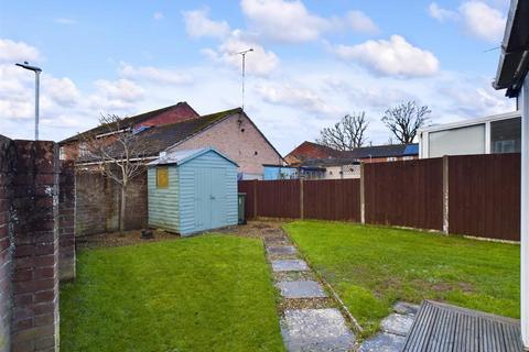 2 bedroom bungalow for sale, Hewlett Close, Chippenham SN15