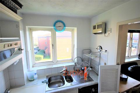 1 bedroom flat for sale, Tramway Avenue, London