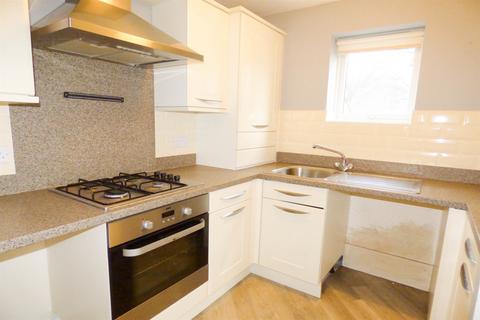 2 bedroom apartment to rent, Redwood Avenue, South Shields