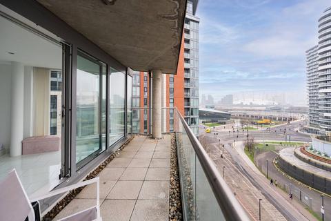 3 bedroom flat for sale, Royal Docks, Royal Docks, London, E16