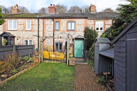 2 bedroom terraced house for sale, The Green, Whitchurch