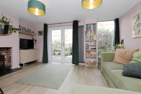 2 bedroom terraced house for sale, The Green, Whitchurch