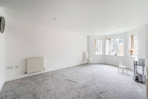 2 bedroom flat for sale, Casel Court, Stanmore, HA7