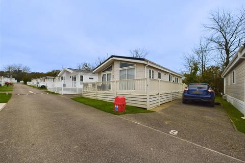 2 bedroom lodge for sale, Braunton Road, Barnstaple EX31