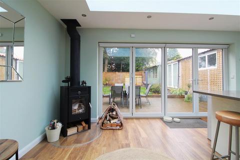 4 bedroom semi-detached house for sale, Kirkwood Way, Cookridge