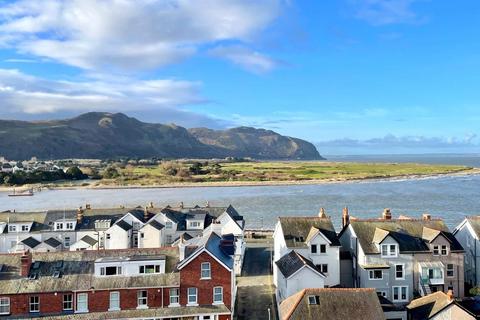 2 bedroom apartment for sale, Deganwy Road, Deganwy, Conwy