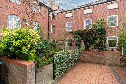 5 bedroom townhouse for sale, Norwich