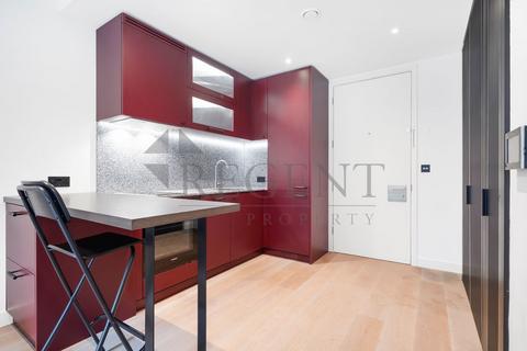 Studio to rent, Legacy Building, Viaduct Gardens, SW11