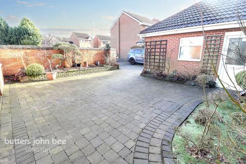 3 bedroom detached bungalow for sale, Fernhurst Grove, Stoke-On-Trent