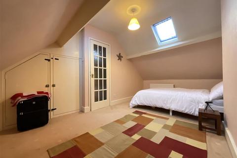 2 bedroom terraced house for sale, Nelson Street, Scarborough, YO12
