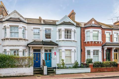 3 bedroom flat for sale, Lower Richmond Road, Putney