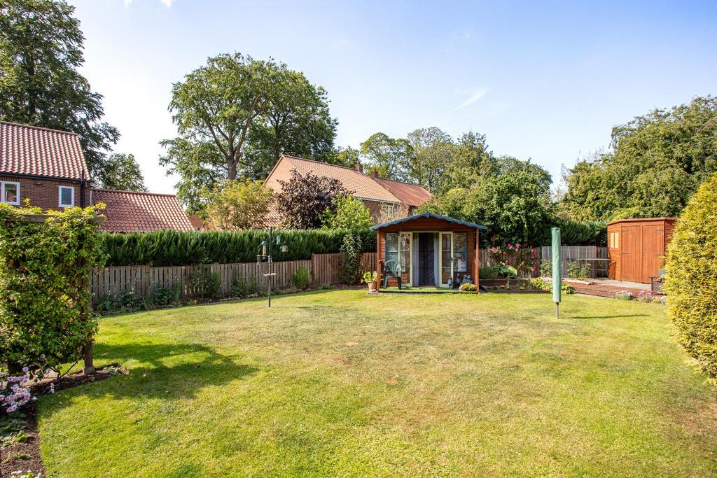 4 The Beeches - Externals-M94 A6055.jpg