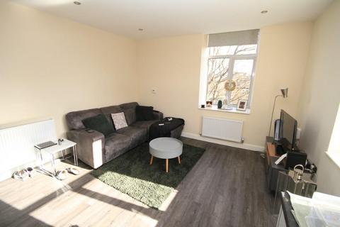 1 bedroom apartment to rent, High Street, Idle, Bradford