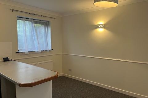 2 bedroom flat to rent, Flat , Taymouth House,  Harold Street, Dover
