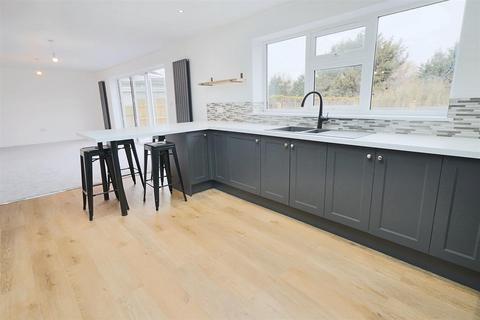 8 Borrow Road, Lowestoft, NR32 3PN