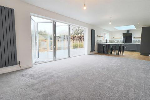 8 Borrow Road, Lowestoft, NR32 3PN