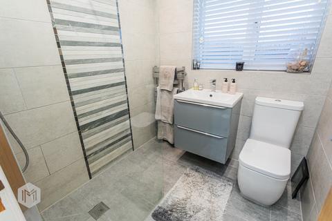 4 Alder Close, Bury, BL8 2PT