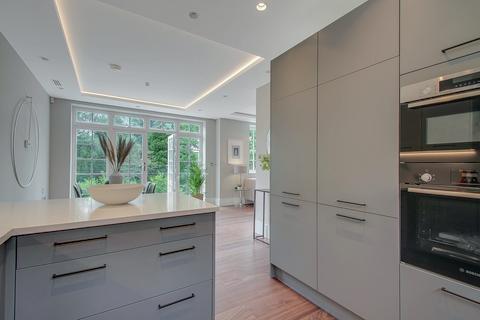 undefined, Hampstead Garden Suburb NW11