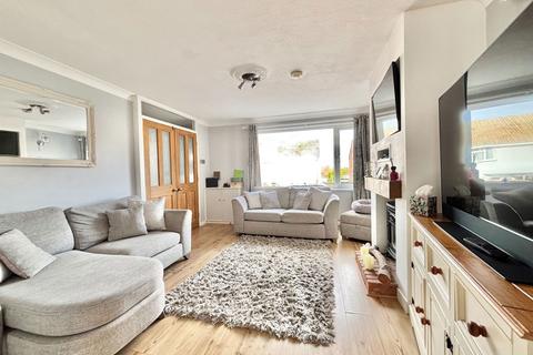 6 Bowland Close, Paignton, TQ4 7RT