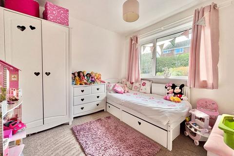 6 Bowland Close, Paignton, TQ4 7RT
