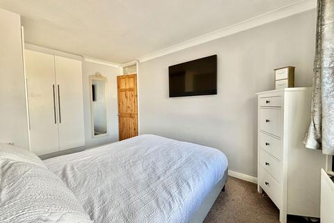 6 Bowland Close, Paignton, TQ4 7RT