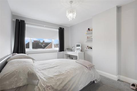 17 Broomcroft Road, Rainham, Gillingham, ME8 7NS