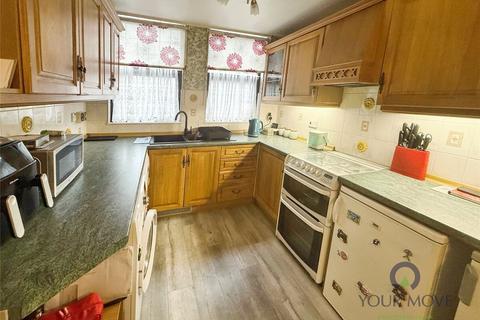 3 bedroom terraced house for sale, Fieldfare Road, London SE28