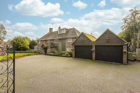 5 bedroom detached house for sale, Cansiron Lane, East Grinstead RH19