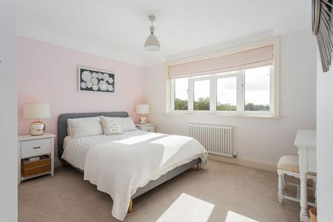 Mount Pleasant Cansiron Lane, Ashurst Wood, East Grinstead, RH19 3SF