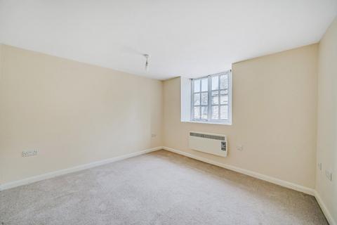 1 bedroom apartment to rent, Gloucester Street, Cirencester, Gloucestershire, GL7