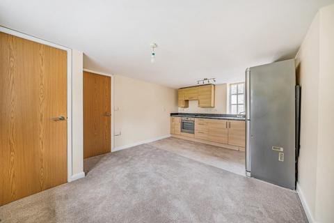 1 bedroom apartment to rent, Gloucester Street, Cirencester, Gloucestershire, GL7