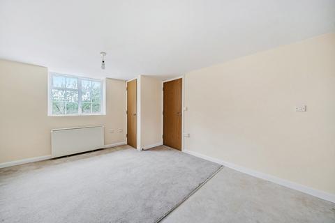 1 bedroom apartment to rent, Gloucester Street, Cirencester, Gloucestershire, GL7