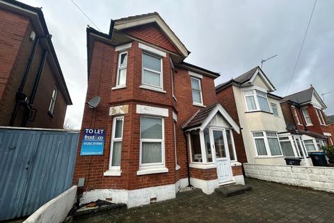 4 bedroom detached house to rent, Bengal Road, Bournemouth, Dorset, BH9