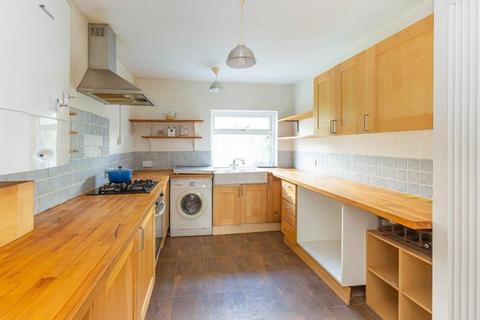 3 bedroom terraced house to rent, Edith Road, Oxford