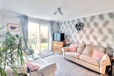 2 bedroom flat for sale, Bronrhiw Fach, Caerphilly