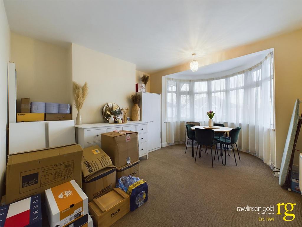 CAM02900 G0-PR0199-STILL001.jpg