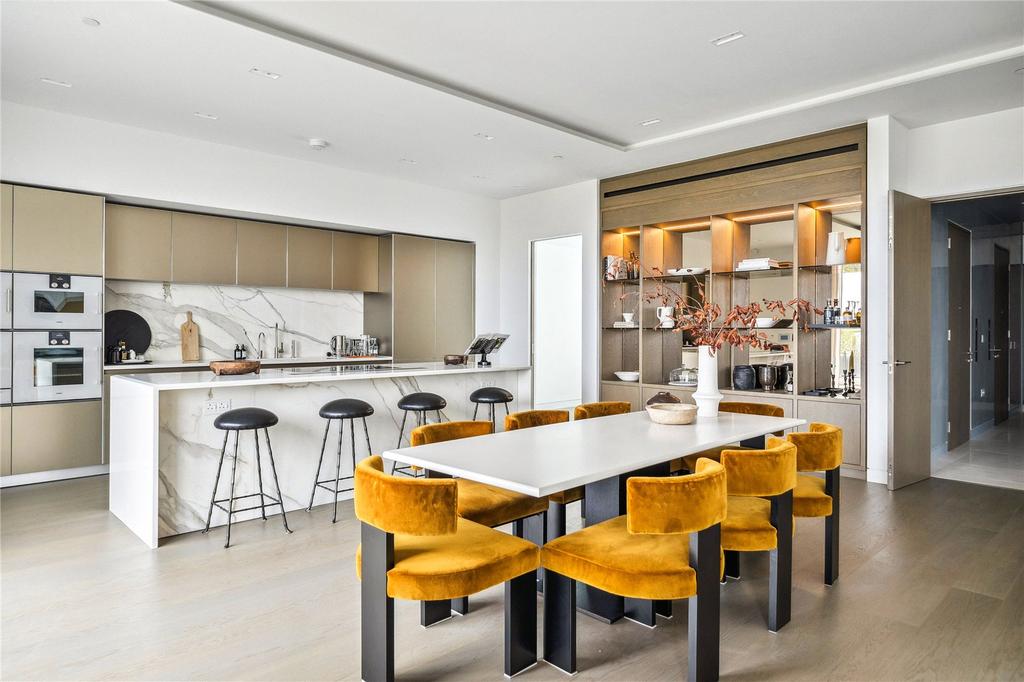 Kitchen/Dining