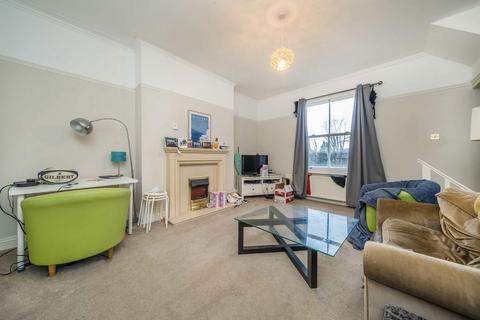 2 bedroom flat for sale, Surbiton Road, Kingston Upon Thames KT1