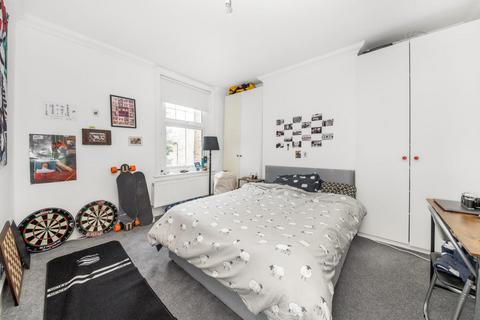 2 bedroom apartment for sale, Hanover Park, Peckham, London, SE15