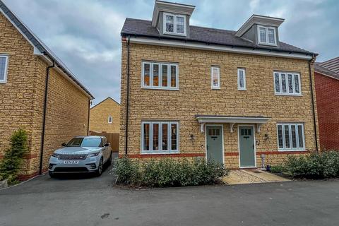 3 bedroom semi-detached house for sale, Oterhampton Gardens, Weston Super Mare BS24