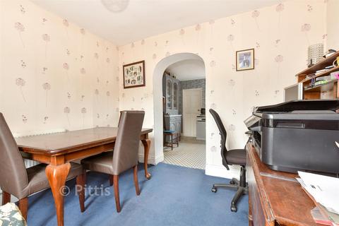 4 bedroom semi-detached house for sale, Monkton Street, Ryde PO33