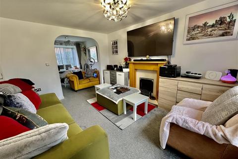 3 bedroom detached house for sale, Larch Court, Darlington